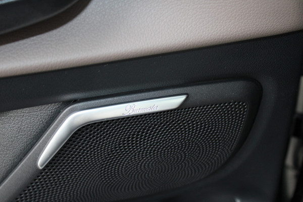 Mercedes-Benz V-Klasse 300d / AMG / DC / Exclusive / 4-Matic / Pano / Luchtv / Elec Stoel / Burmester / Vol Opties / NIEUWSTAAT