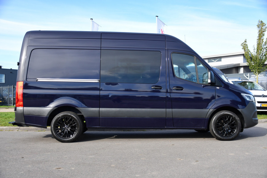 Mercedes-Benz Sprinter 317 1.9 CDI L2H2 RWD DC PB Edition Camera Cruise, Carplay, LED, 3500kg Trekhaak, Geveerde stoel, Standkachel, Automaat, 170pk, Uniek!