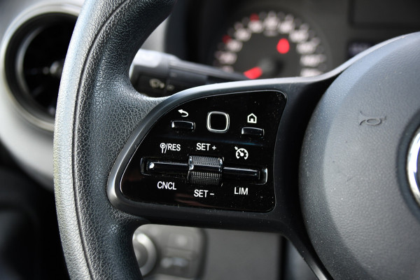 Mercedes-Benz Sprinter 317 1.9 CDI L2H2 RWD DC PB Edition Camera Cruise, Carplay, LED, 3500kg Trekhaak, Geveerde stoel, Standkachel, Automaat, 170pk, Uniek!