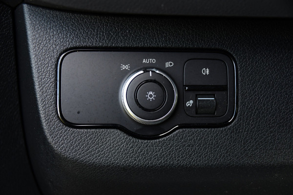 Mercedes-Benz Sprinter 317 1.9 CDI L2H2 RWD DC PB Edition Camera Cruise, Carplay, LED, 3500kg Trekhaak, Geveerde stoel, Standkachel, Automaat, 170pk, Uniek!
