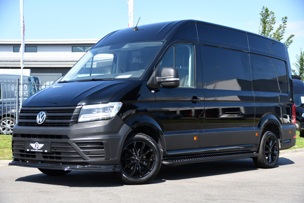 Volkswagen Crafter 35 2.0 TDI L3H3 Black Edition Camera, Adaptieve Cruise, 3000kg Trekhaak, Automaat, LED, Geveerde stoel, 164pk, Massage stoel, Uniek!