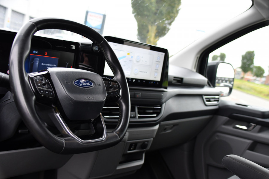 Ford Transit Custom 300 2.0 TDCI L2H1 Limited Black Edition Adaptieve Cruise, Camera, Carplay, LED, 2 x Schuifdeur, Automaat, 170pk, Stoelverwarming, Sensoren, Uniek!
