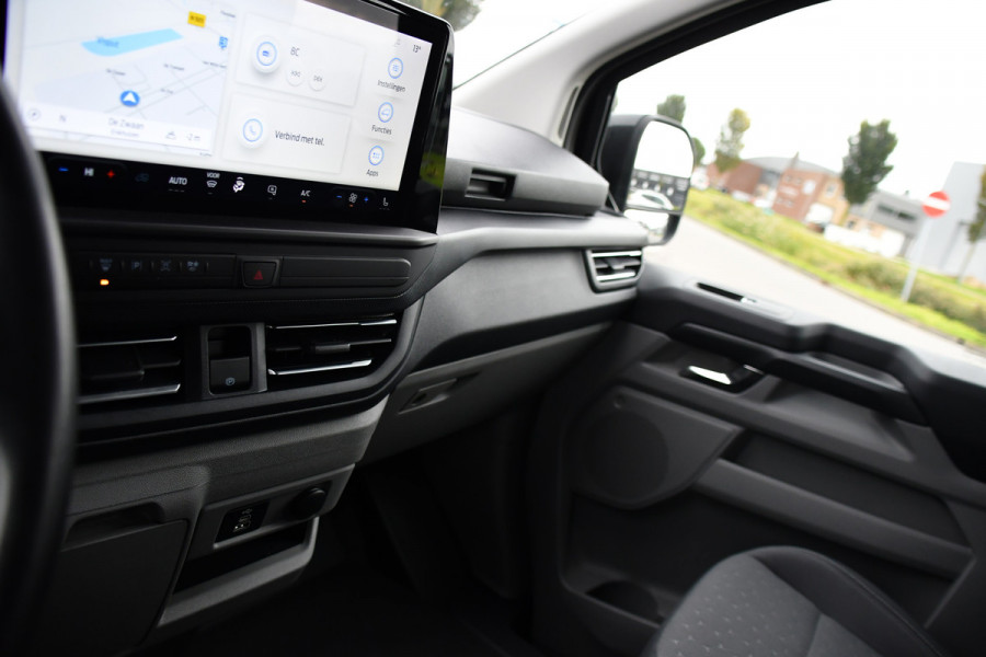Ford Transit Custom 300 2.0 TDCI L2H1 Limited Black Edition Adaptieve Cruise, Camera, Carplay, LED, 2 x Schuifdeur, Automaat, 170pk, Stoelverwarming, Sensoren, Uniek!