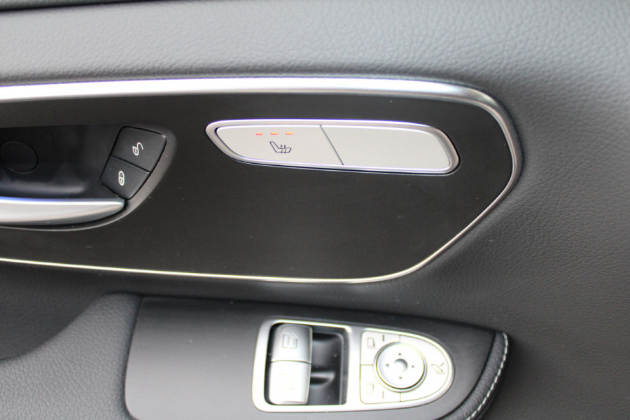 Mercedes-Benz V-Klasse 300d / DC / AMG / bj2026 / Luchtvering / Panorama / Burmester / Vol Opties / NIEUWSTAAT