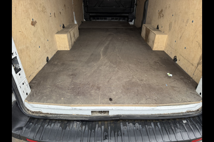 Ford E-Transit e-Transit 68kWh 184PK