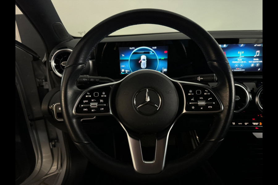 Mercedes-Benz A-Klasse 180 Stoelverwarming|Lane|CarPlay