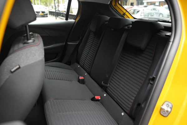 Peugeot 208 1.2 PureTech Allure Apple Carplay Vermoeidheidsherkenning LED dagrijverlichting DAB+ Cruise control