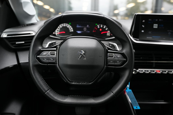 Peugeot 208 1.2 PureTech Allure Apple Carplay Vermoeidheidsherkenning LED dagrijverlichting DAB+ Cruise control
