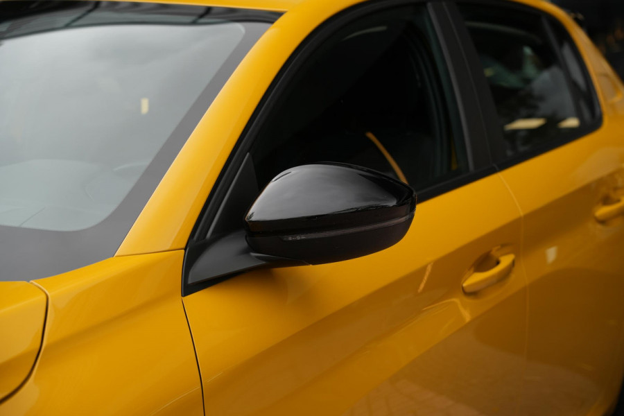Peugeot 208 1.2 PureTech Allure Apple Carplay Vermoeidheidsherkenning LED dagrijverlichting DAB+ Cruise control