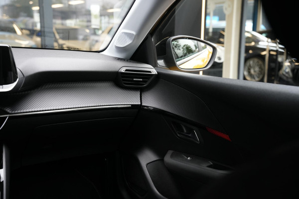 Peugeot 208 1.2 PureTech Allure Apple Carplay Vermoeidheidsherkenning LED dagrijverlichting DAB+ Cruise control