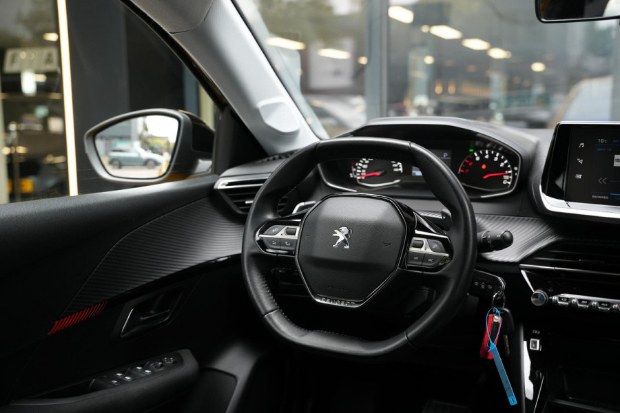 Peugeot 208 1.2 PureTech Allure Apple Carplay Vermoeidheidsherkenning LED dagrijverlichting DAB+ Cruise control