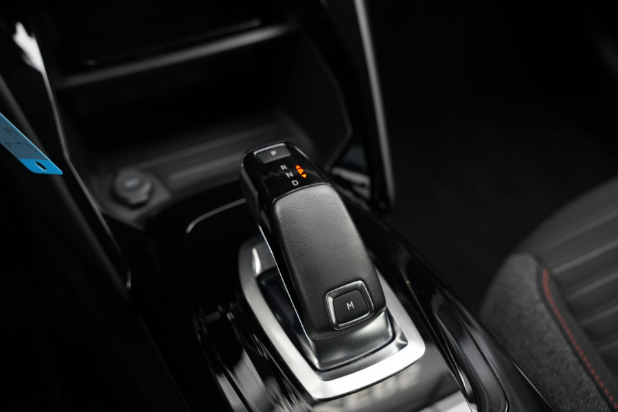 Peugeot 208 1.2 PureTech Allure Apple Carplay Vermoeidheidsherkenning LED dagrijverlichting DAB+ Cruise control