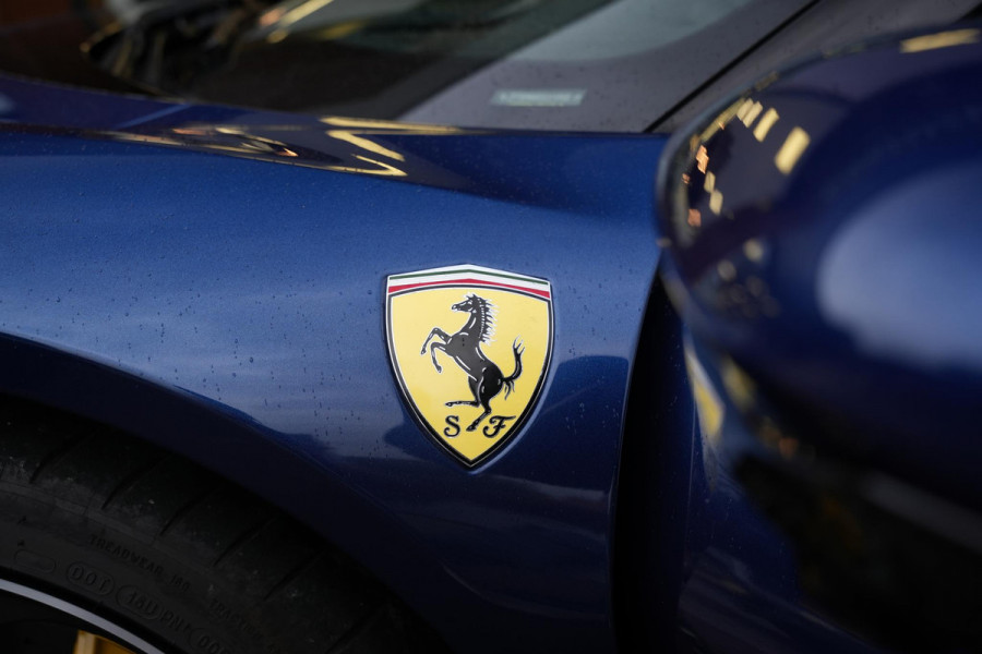 Ferrari SF90 Spider 4.0 V8 1.000 PK
