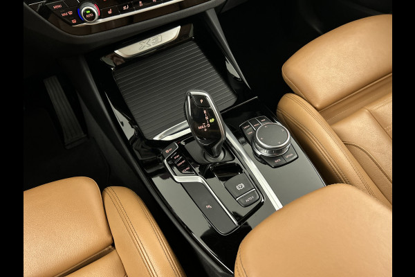 BMW X3 sDrive20i High Executive Pano-dak/20'LMV/Leder/M-Sport-Stoelen/Keyless