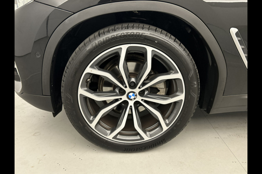 BMW X3 sDrive20i High Executive Pano-dak/20'LMV/Leder/M-Sport-Stoelen/Keyless