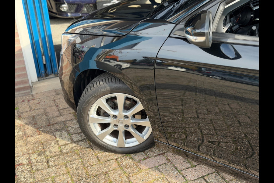 Opel Corsa 1.2 Edition 2022 AIRCO CARPLAY NAP BTW 1e Eig!