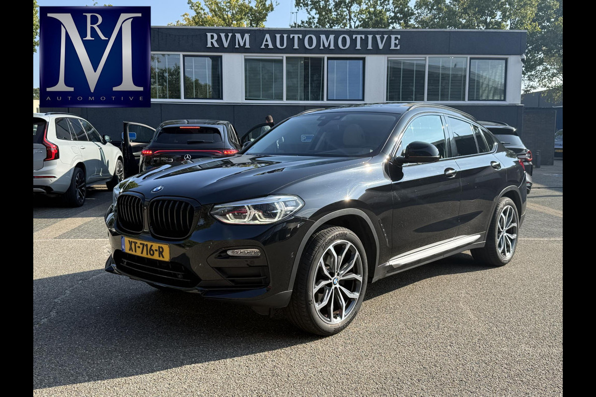 BMW X4 xDrive20i High Executive | MEMORY | ELEK. STOELEN | ELEK. ACHTERKLEP | TREKHAAK | ACHTERUITRIJCAMERA | PANORAMADAK |