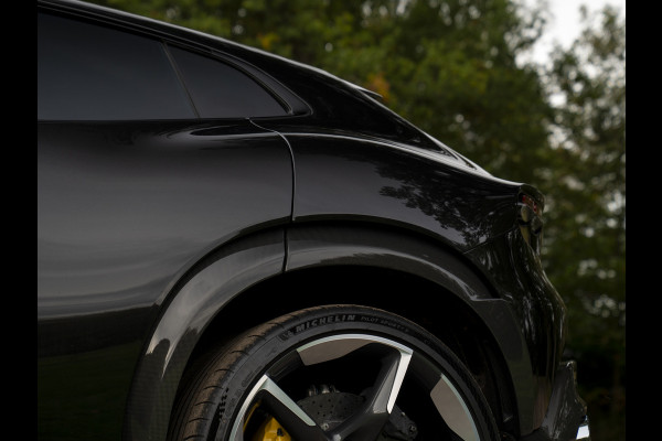 Ferrari Purosangue 6.5 V12 | Full carbon | Pano-dak | Lift | Massage
