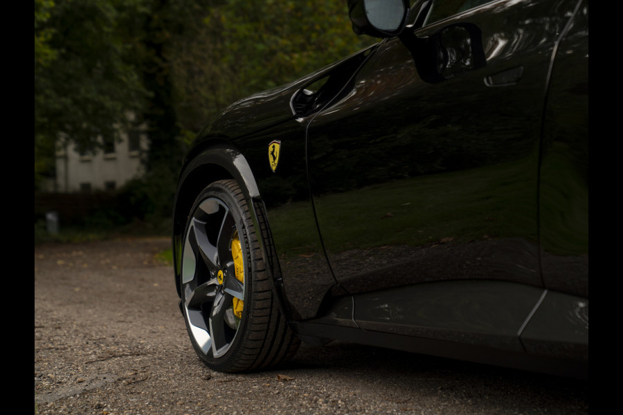 Ferrari Purosangue 6.5 V12 | Full carbon | Pano-dak | Lift | Massage