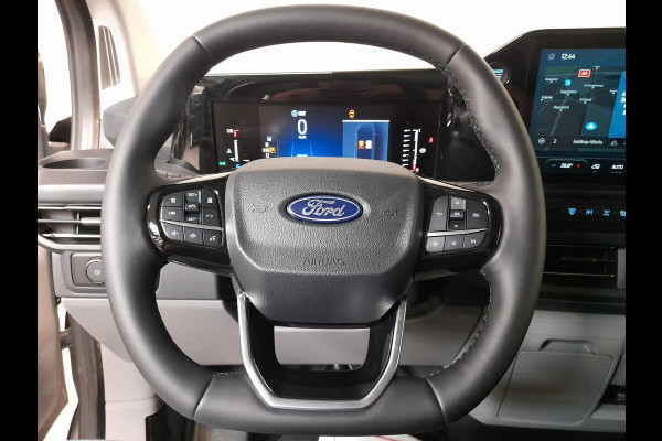 Ford Transit Custom 320 2.0 TDCI L2H1 Limited Automaat Climate control Parkeercamera Navigatie Cruise control Trekhaak 17" Lichtmetalen velgen Apple carplay Android auto