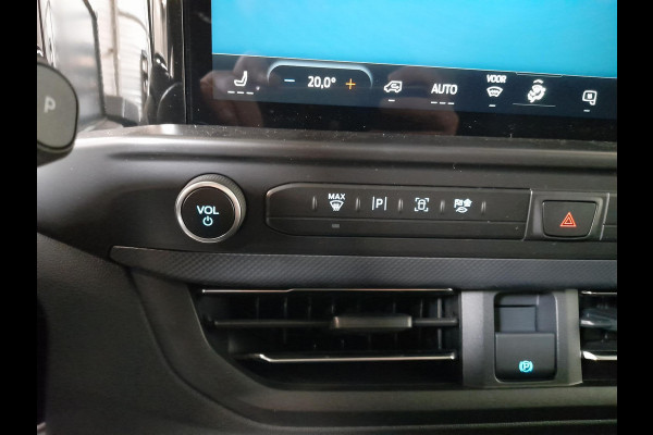 Ford Transit Custom 320 2.0 TDCI L2H1 Limited Automaat Climate control Parkeercamera Navigatie Cruise control Trekhaak 17" Lichtmetalen velgen Apple carplay Android auto