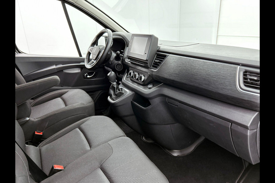 Renault Trafic 2.0 Blue dC1 150PK L2H1 Dubbele Cabine Automaat Navigatie Airco Lichtmetalen velgen Betimmering Trekhaak Camera Parkeer sensoren Dab