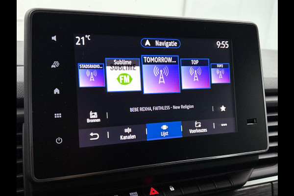 Renault Trafic 2.0 Blue dC1 150PK L2H1 Dubbele Cabine Automaat Navigatie Airco Lichtmetalen velgen Betimmering Trekhaak Camera Parkeer sensoren Dab