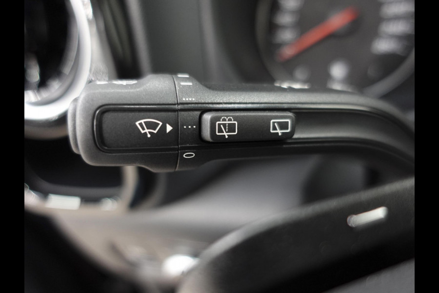 Mercedes-Benz Vito 114 CDI L2 Select Dubbele Cabine Automaat Climate control Cruise Control Trekhaak Lichtmetalen velgen Parkeercamera