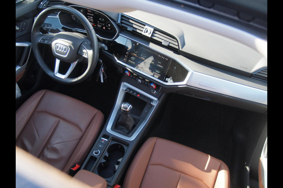 Audi Q3 Sportback 35 TFSI Advanced Edition | Panoramadak | Sfeer verlichting | Electrische Stoelen | Leer | NL-Auto |