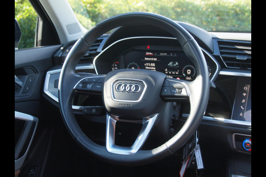 Audi Q3 Sportback 35 TFSI Advanced Edition | Panoramadak | Sfeer verlichting | Electrische Stoelen | Leer | NL-Auto |