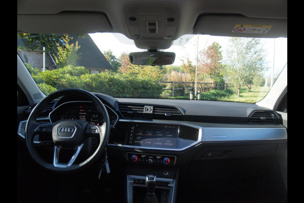 Audi Q3 Sportback 35 TFSI Advanced Edition | Panoramadak | Sfeer verlichting | Electrische Stoelen | Leer | NL-Auto |