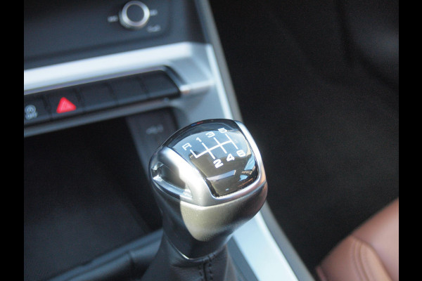 Audi Q3 Sportback 35 TFSI Advanced Edition | Panoramadak | Sfeer verlichting | Electrische Stoelen | Leer | NL-Auto |