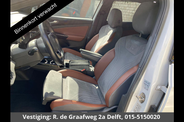 Volkswagen ID.4 Two-Tone First Max 77 kWh | Apple Carplay & AndroidAUTO | Dodehoek Detectie | 1e eigenaar | Privacy Glass |