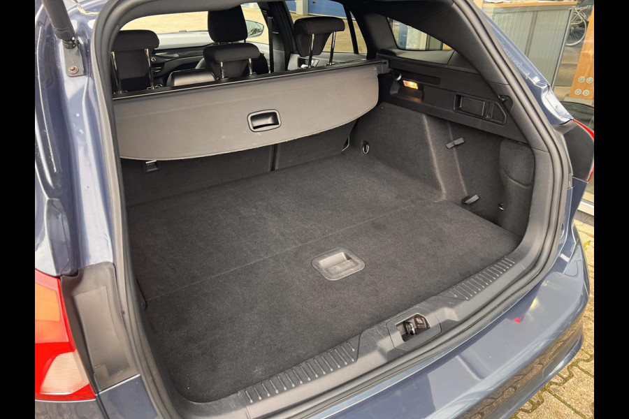 Ford FOCUS Wagon 1.0 EcoBoost ST Line Business Full-led | B&O geluid | Adaptive cruise | Elektrisch bedienbare achterklep | Winterpack | Dealeronderhouden etc.