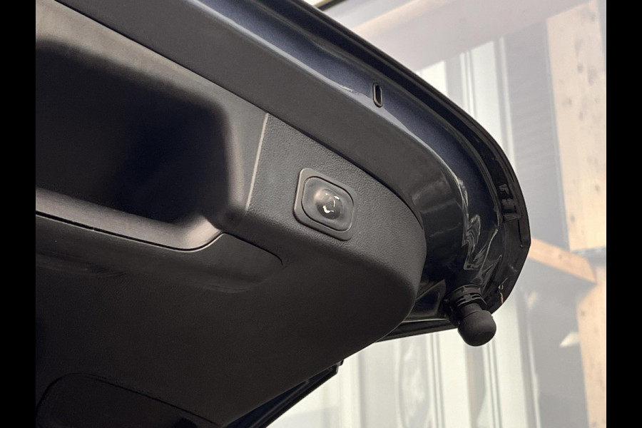 Ford FOCUS Wagon 1.0 EcoBoost ST Line Business Full-led | B&O geluid | Adaptive cruise | Elektrisch bedienbare achterklep | Winterpack | Dealeronderhouden etc.