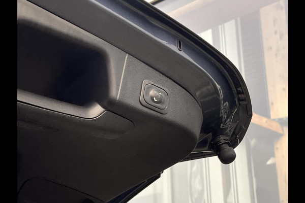 Ford FOCUS Wagon 1.0 EcoBoost ST Line Business Full-led | B&O geluid | Adaptive cruise | Elektrisch bedienbare achterklep | Winterpack | Dealeronderhouden etc.