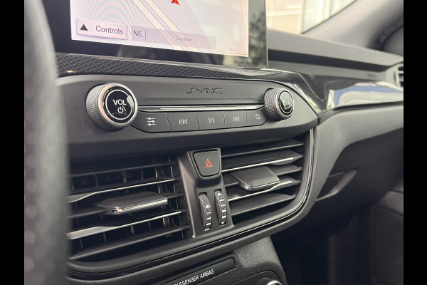 Ford FOCUS Wagon 1.0 EcoBoost ST Line Business Full-led | B&O geluid | Adaptive cruise | Elektrisch bedienbare achterklep | Winterpack | Dealeronderhouden etc.