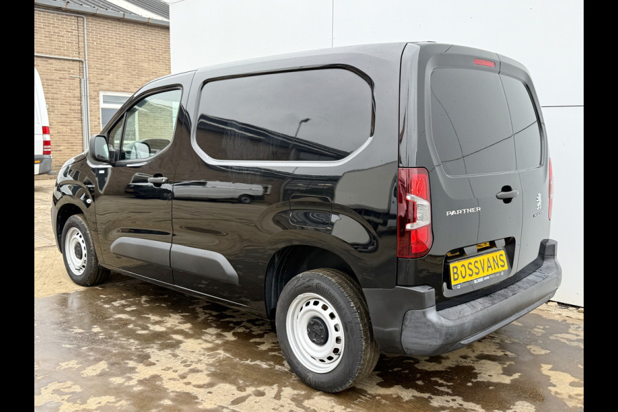 Peugeot Partner 1.2 110PK **Benzine** L1H1 Climate Control Cruise Control