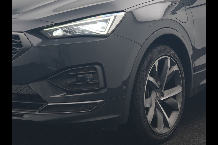 Seat Tarraco 1.4 TSI e-Hybrid PHEV FR 245pk Dealer O.H | SOH 97% | Panodak | Adaptive Cruise | Camera | Sportstoelen Memory & Verwarmd | Apple Carplay | Keyless | Lane Assist | Navigatie | Virtual | DAB | 20"L.M |