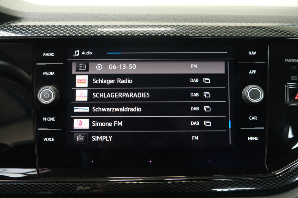 Volkswagen Polo 1.0 TSI Life Automaat - N.A.P. Airco, Cruise, Navi, PDC, Carplay, Virtueel display.