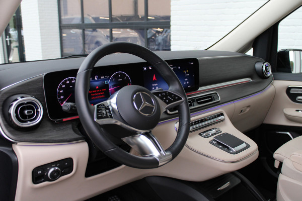 Mercedes-Benz V-Klasse 300d / AMG / 4-Matic / Luchtv / Panorama / Elec Stoel / 7-pers / Burmester / Vol Opties / NIEUWSTAAT