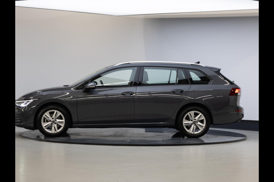 Volkswagen Golf Variant 1.0 TSI Life 110pk 6bak| Camera| 16'LM-velgen| stuur en voorstoelen verwarmd | Navigatie