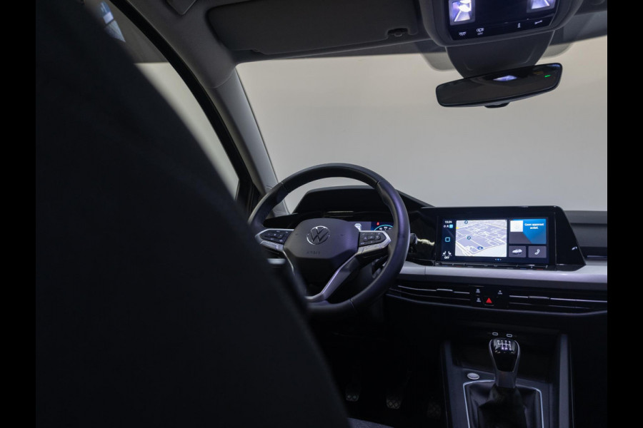 Volkswagen Golf Variant 1.0 TSI Life 110pk 6bak| Camera| 16'LM-velgen| stuur en voorstoelen verwarmd | Navigatie