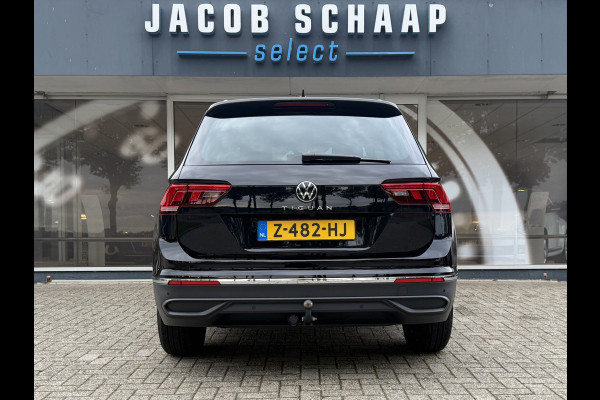 Volkswagen Tiguan 1.5 TSI Life / Automaat / Carplay / Trekhaak (1.800 KG) / Sensoren / Camera /