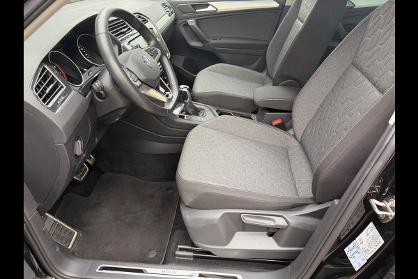 Volkswagen Tiguan 1.5 TSI Life / Automaat / Carplay / Trekhaak (1.800 KG) / Sensoren / Camera /