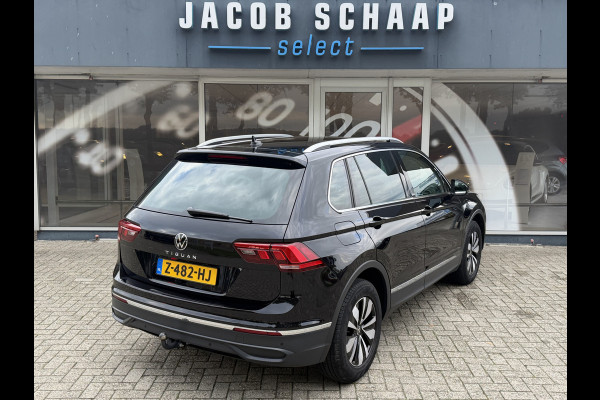 Volkswagen Tiguan 1.5 TSI Life / Automaat / Carplay / Trekhaak (1.800 KG) / Sensoren / Camera /