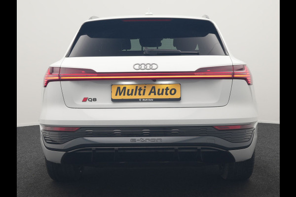 Audi Q8 e-tron 55 quattro S Line 114 kWh Dealer O.H | SOH 91,1% | | Trekhaak Afn. | Luchtvering | 360 Camera | Head Up | Adaptive Cruise | Matrix LED | Alcantara Sportstoelen Verwarmd | Apple Carplay | Keyless | Blis | Navigatie | Virtual | DAB | 20"L.M |