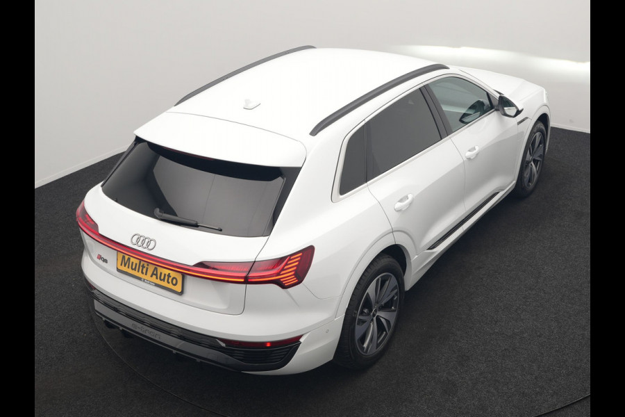 Audi Q8 e-tron 55 quattro S Line 114 kWh Dealer O.H | SOH 91,1% | | Trekhaak Afn. | Luchtvering | 360 Camera | Head Up | Adaptive Cruise | Matrix LED | Alcantara Sportstoelen Verwarmd | Apple Carplay | Keyless | Blis | Navigatie | Virtual | DAB | 20"L.M |