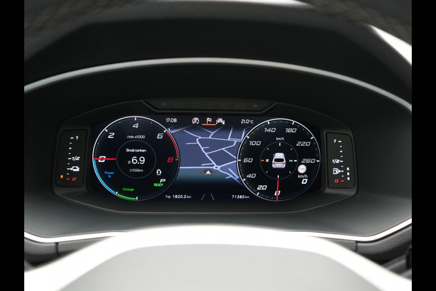 Seat Tarraco 1.4 TSI e-Hybrid Xcellence PHEV 245pk Dealer O.H. | SOH 91,7% | | Panodak | Adaptive Cruise | 360 Camera | Sfeerverlichting | Voorstoelen Verwarmd | Keyless | Blis | Apple Carplay | Navigatie | DAB | Plug In Hybrid |