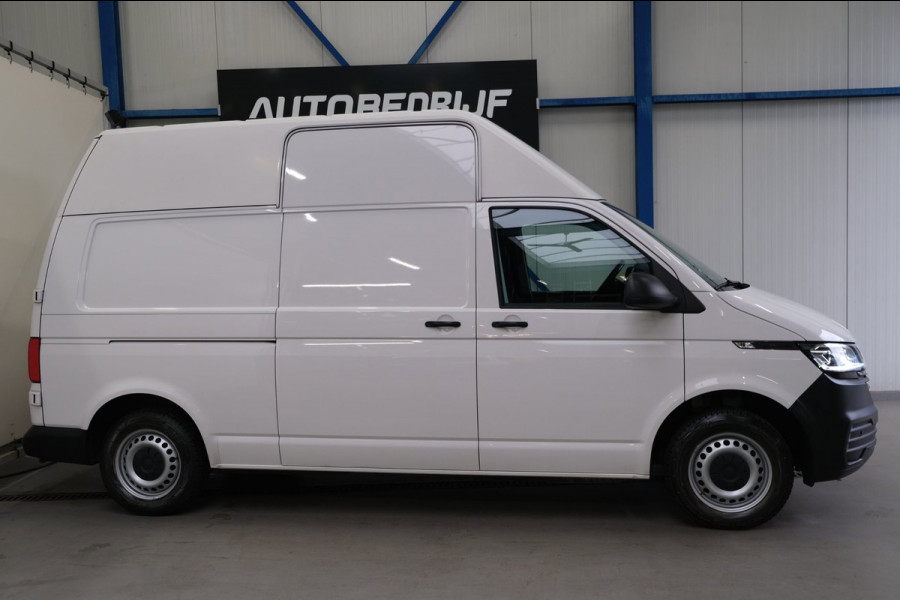 Volkswagen Transporter 2.0 TDI L2H2 30 - Airco, Cruise, PDC, Carplay, Inrichting, Imperiaal, Standkachel, Trekhaak.